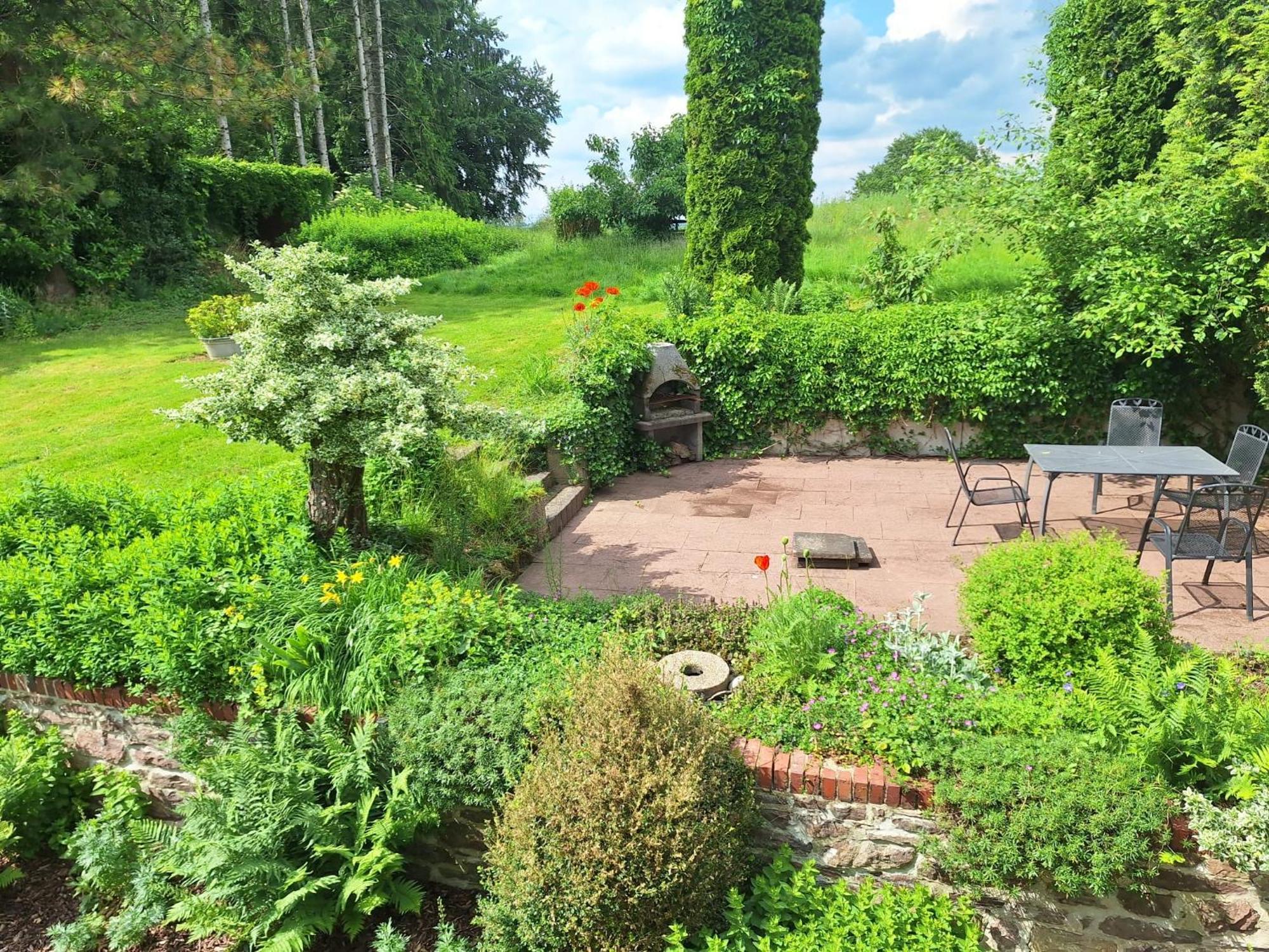 Idyllische Ferienwohnung Im Kalletal Exteriör bild